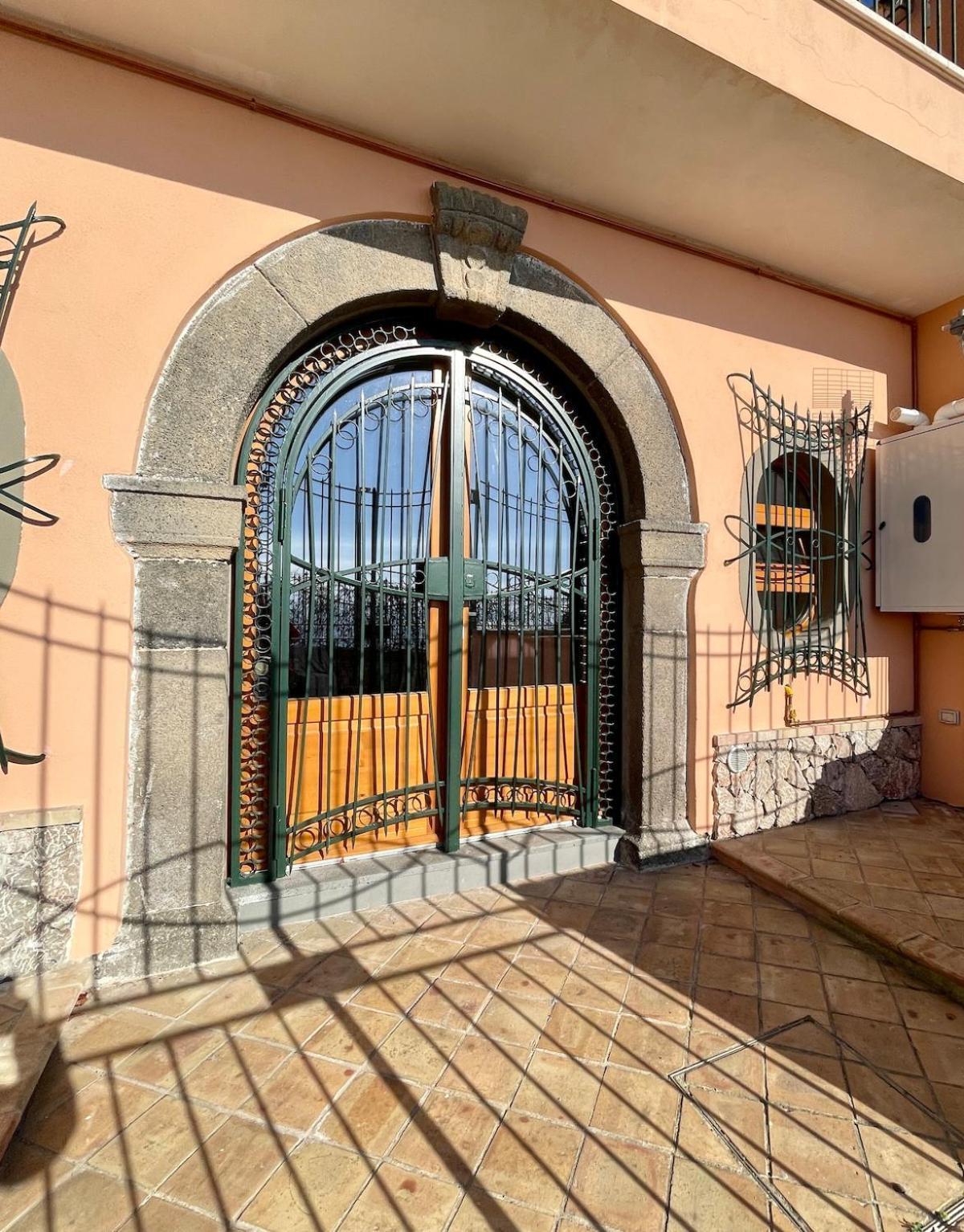 Sunshine Apartment Taormina Eksteriør billede
